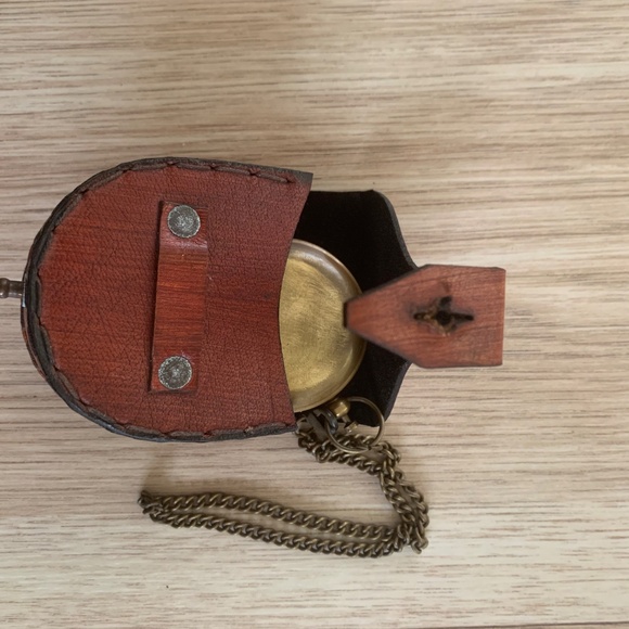 Compass - Picture 2 of 12